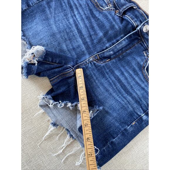 American Eagle 6 Hi-Rise Shortie Dark Wash Super Stretch Shorts Raw Hem Cut Offs - Picture 6 of 8